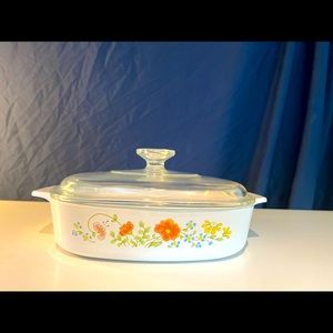 Vintage CORNINGWARE “Autumn Meadow”A-8-B 1.4 Liter square casserole with lid